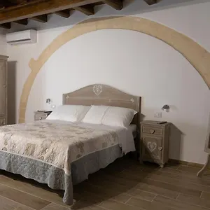 https://il-molo.sicilyhotelsitaly.net