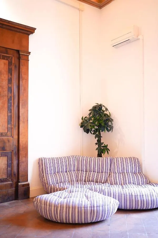 Casa Napoletana - Culture Apartment Naples Italy